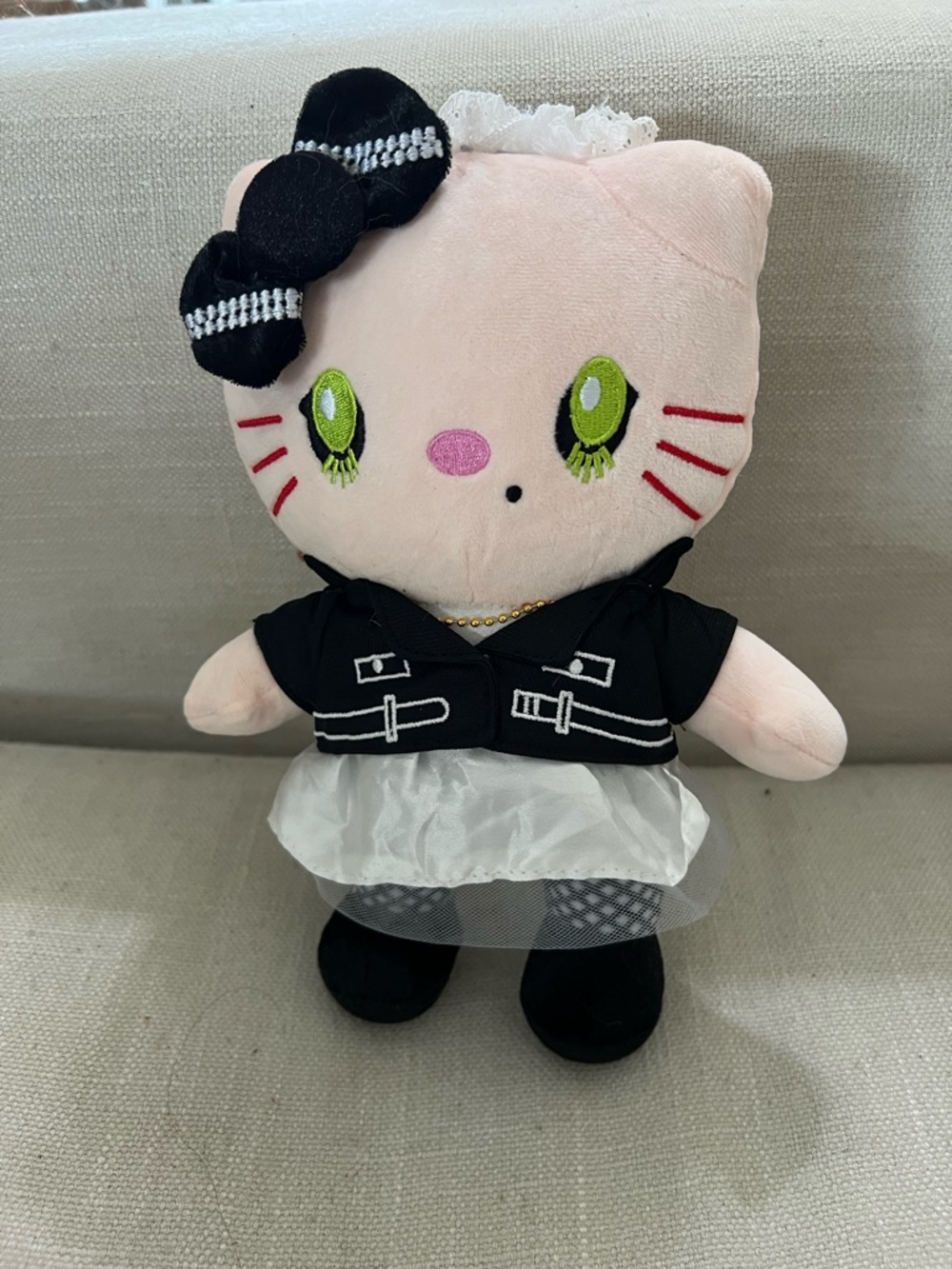 Hello Kitty Bride
Plushie Sanrio Tiffany